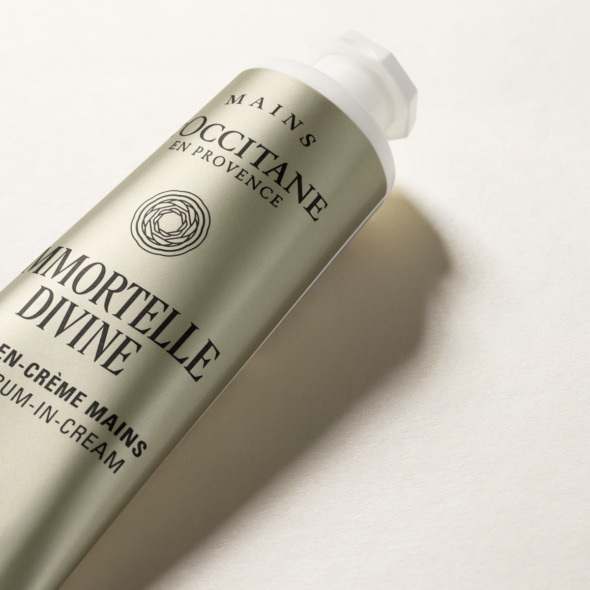 Immortelle Divine Hand Serum-in-Cream