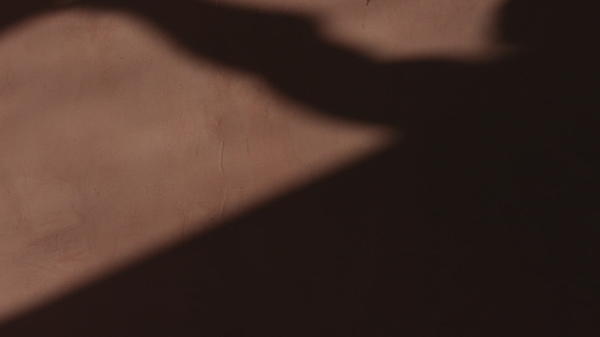 Загрузить видео: Лучший крем для рук, который продаётся в мире каждые 2 минуты!